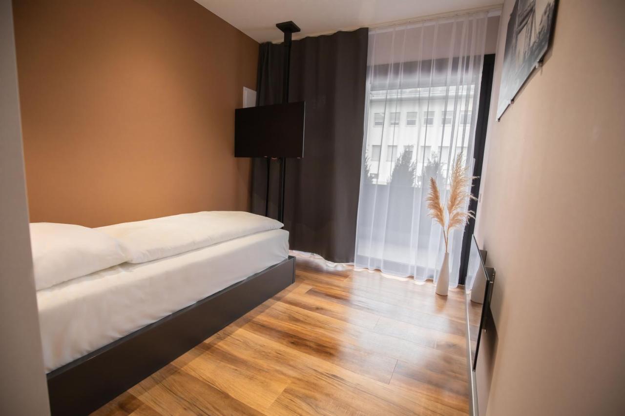 24Seven Hotel Schwabach Exteriör bild