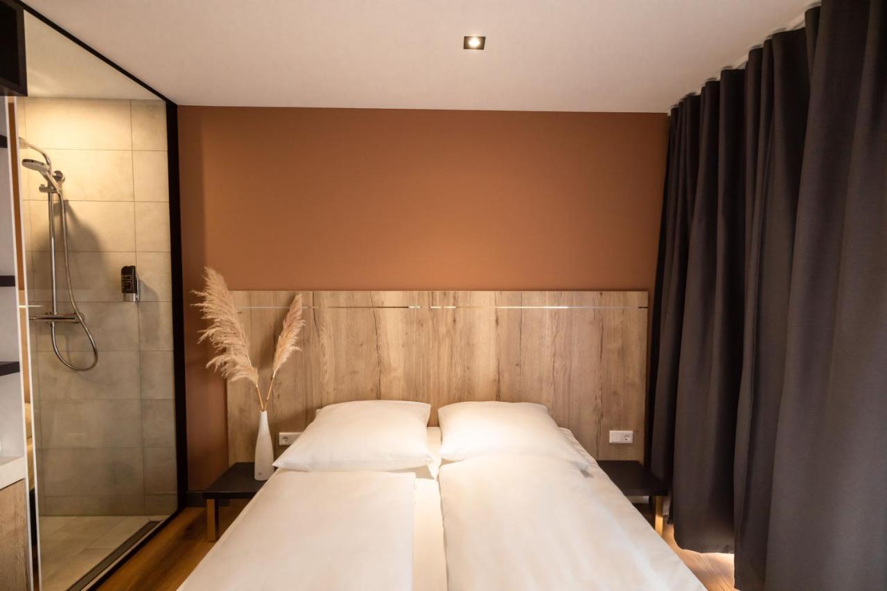 24Seven Hotel Schwabach Exteriör bild