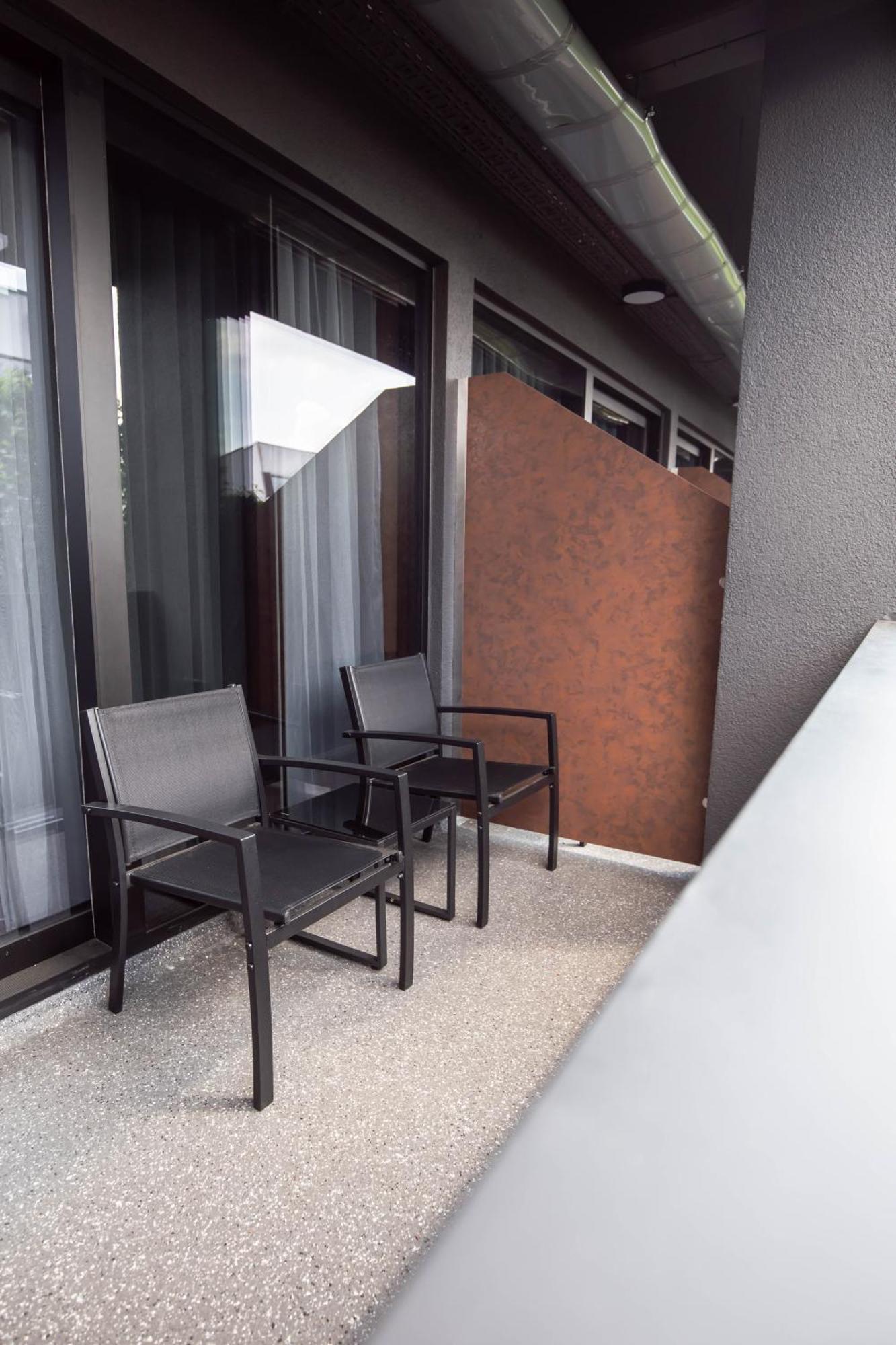 24Seven Hotel Schwabach Exteriör bild